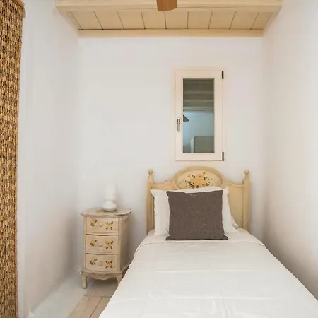 Alitis By Mykonos Rocks Villa *