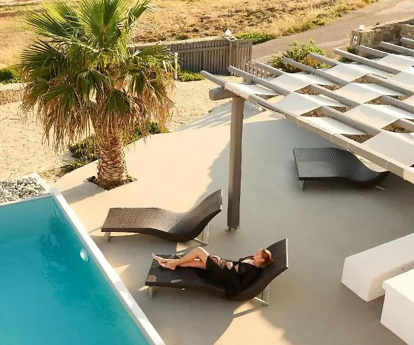 Alitis By Mykonos Rocks * Mykonos Town